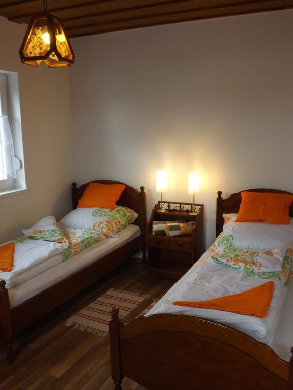 Nagybajcsi Koertefa Vendeghaz Apartment Ruang foto