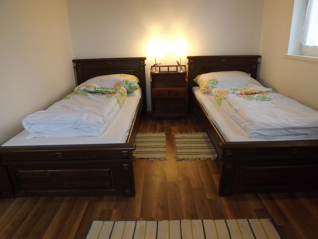 Nagybajcsi Koertefa Vendeghaz Apartment Ruang foto