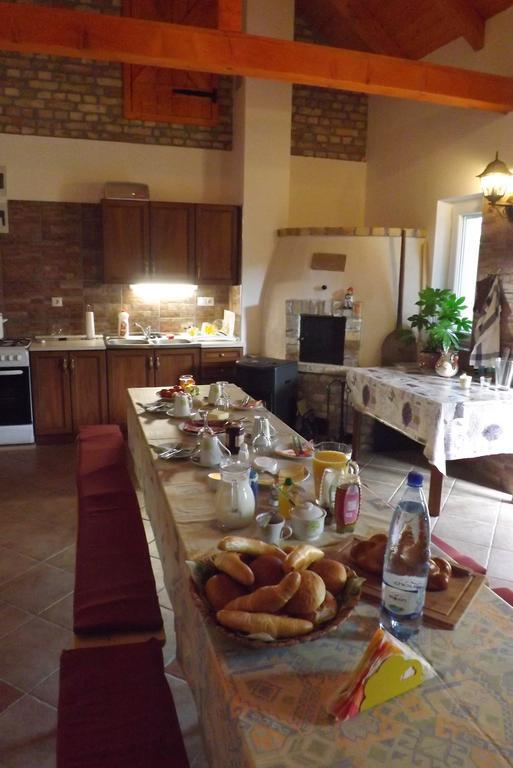 Nagybajcsi Koertefa Vendeghaz Apartment Bagian luar foto