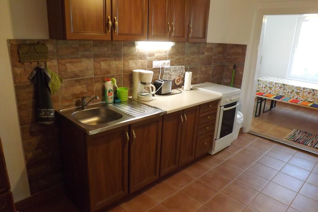Nagybajcsi Koertefa Vendeghaz Apartment Bagian luar foto